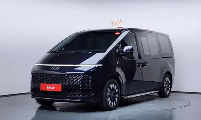 Hyundai Staria · 2023 год