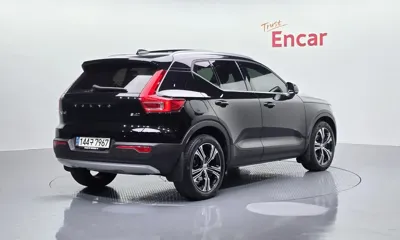 Volvo XC40 2021, 63557 км, за 29900000 KRW