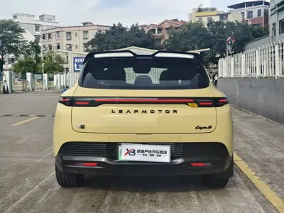 Leapmotor 零跑Lafa5 2025, 800 км, за 87000 CNY - фото 4