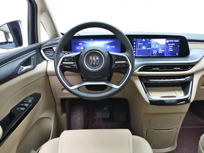 Buick GL8 Hybrid 2025, 9900 км, за 241900 CNY - фото 12