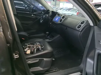 Volkswagen Tiguan 2016, 122500 км, за 57437.1 CNY - фото 23