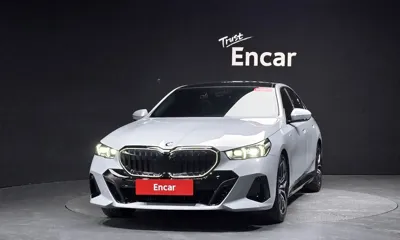 BMW 5-Series 2025, 6968 км, за 71900000 KRW - фото 3
