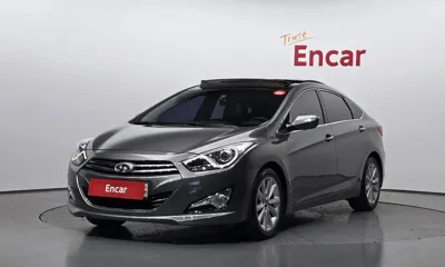 Hyundai i40 · 2012 год