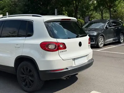 Volkswagen Tiguan 2013, 180000 км, за 25800 CNY - фото 13