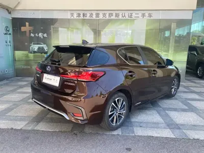 Lexus CT 2018, 65000 км, за 86800 CNY - фото 5