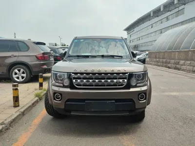 Land Rover Discovery 2015, 145000 км, за 218800 CNY