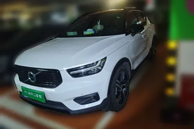 Volvo XC40 · 2020 год