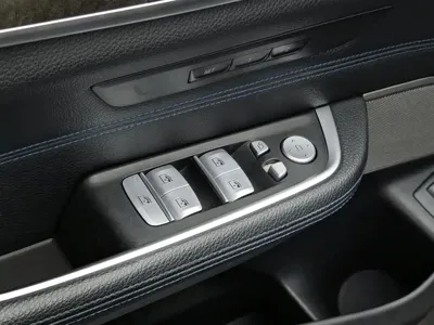 BMW 6 Series GT 2020, 103200 км, за 158800 CNY - фото 9