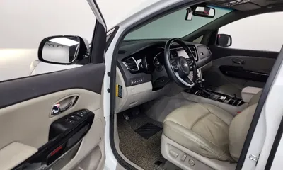 Kia Canival 2018, 80123 км, за 15990000 KRW - фото 10