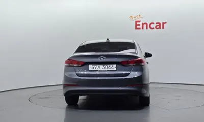 Hyundai Avante 2018, 166520 км, за 8500000 KRW