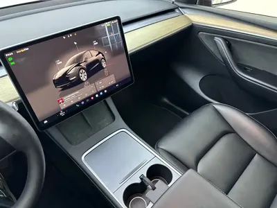 Tesla Model Y 2023, 54000 км, за 169800 CNY - фото 12