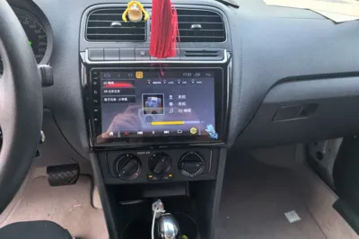 Volkswagen Polo 2016, 85500 км, за 34968.36 CNY - фото 14