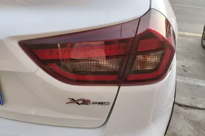 Geely Auto Vision X3 2021, 23100 км, за 47037.22 CNY - фото 9