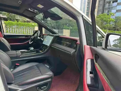 GAC Motor Trumpchi M8 2023, 50000 км, за 149800 CNY - фото 8