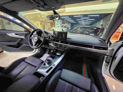 Audi A4L 2021, 61000 км, за 143500 CNY - фото 11