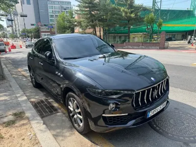 Maserati Levante 2020, 42200 км, за 37520000 KRW