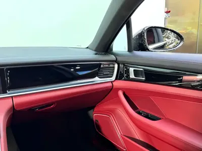 Porsche Panamera 2021, 80000 км, за 658000 CNY - фото 23