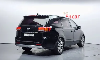 Kia Canival 2018, 151385 км, за 10000000 KRW - фото 2
