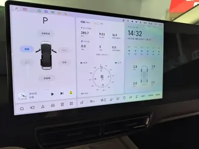 Li Auto Li MEGA 2024, 58900 км, за 395900 CNY - фото 12