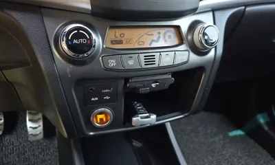 KG_Mobility_Ssangyong KORANDO 2017, 91966 км, за 7500000 KRW - фото 16
