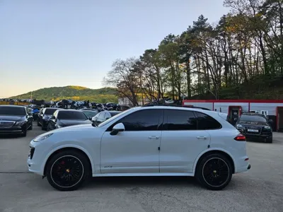Porsche Cayenne 2018, 96781 км, за 39000000 KRW - фото 3