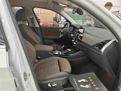 BMW X3 2021, 35500 км, за 165000 CNY - фото 24