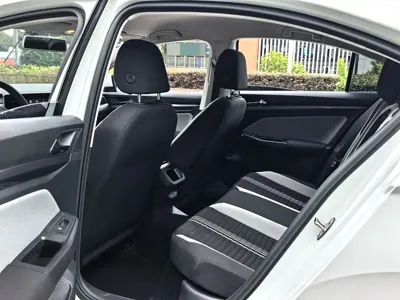 Volkswagen Bora 2024, 40000 км, за 56200 CNY