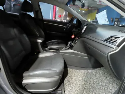 Hyundai Avante 2016, 104741 км, за 8000000 KRW - фото 8