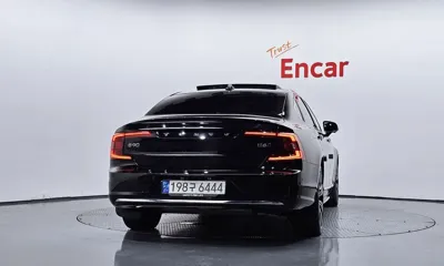 Volvo S90 2022, 139433 км, за 50000000 KRW