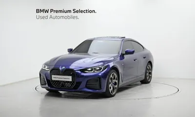 BMW i4 · 2024 год