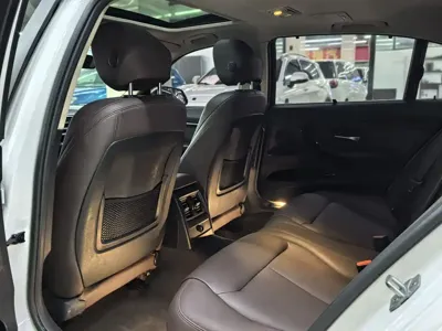 BMW 3 Series 2018, 125000 км, за 69800 CNY - фото 9