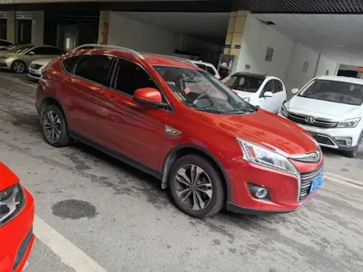 Luxgen U6 2017, 90000 км, за 17900 CNY