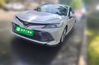 Toyota Camry · 2019 год