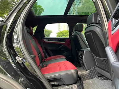 Porsche Cayenne 2024, 15000 км, за 668000 CNY - фото 11