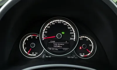 Volkswagen Beatle 2013, 137545 км, за 8900000 KRW - фото 8