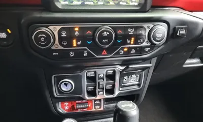 Jeep Wrangler 2021, 79866 км, за 33000000 KRW - фото 32