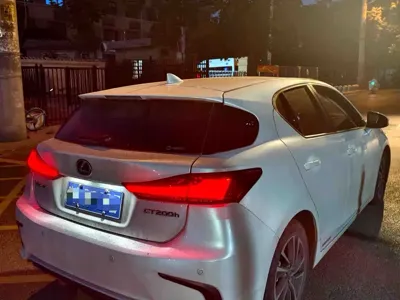 Lexus CT 2018, 44000 км, за 96800 CNY - фото 6