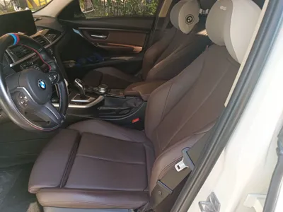 BMW 3 Series 2019, 81100 км, за 100734.69 CNY - фото 12