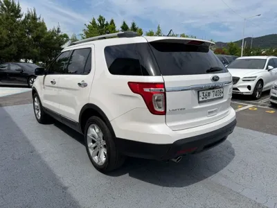 Ford Explorer 2013, 137612 км, за 6500000 KRW - фото 2