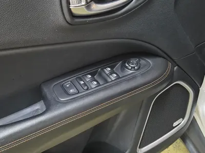 Jeep Compass 2018, 72317 км, за 12500000 KRW - фото 15