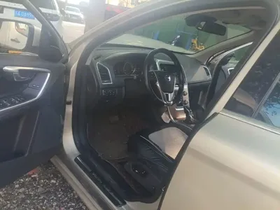 Volvo XC60 2016, 63900 км, за 64300 CNY - фото 23
