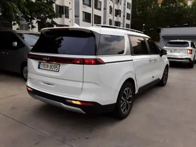 Kia Canival 2023, 30747 км, за 7680000 KRW