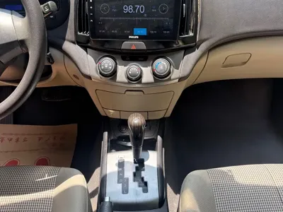 Hyundai Elantra 2014, 112300 км, за 13799 CNY - фото 16