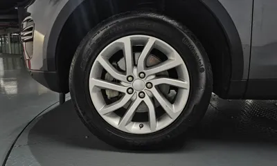Land Rover Discovery Sport 2019, 49705 км, за 29500000 KRW - фото 5