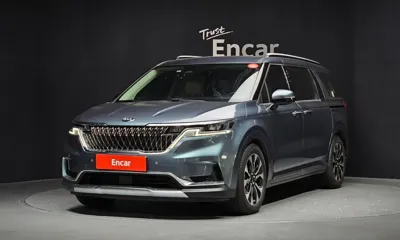 Kia Canival · 2021 год