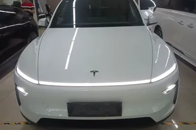 Tesla Model Y 2026, 200 км, за 257952.17 CNY - фото 2