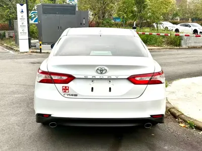 Toyota Camry 2023, 30000 км, за 71900 CNY