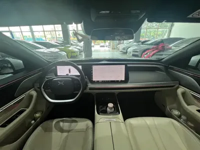 Xpeng P7 2022, 66000 км, за 92800 CNY