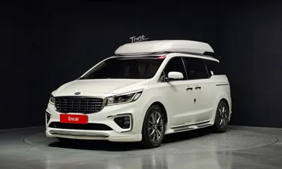 Kia Canival · 2019 год