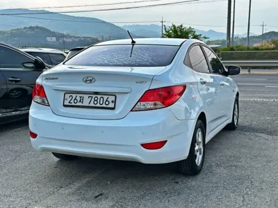 Hyundai Accent 2015, 216931 км, за 3500000 KRW